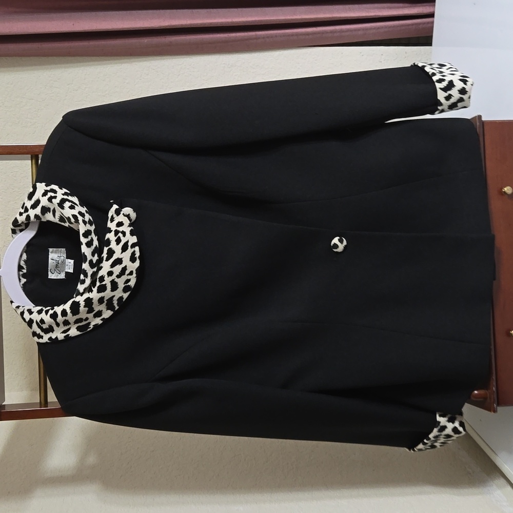 Button down business Blazer with animal print.
